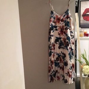 Spaghetti strap floral dress